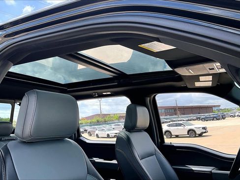 Used 2024 Ford F150 Lightning Lariat image 13