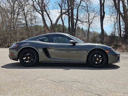 Certified 2025 Porsche 718 Cayman RWD image 7
