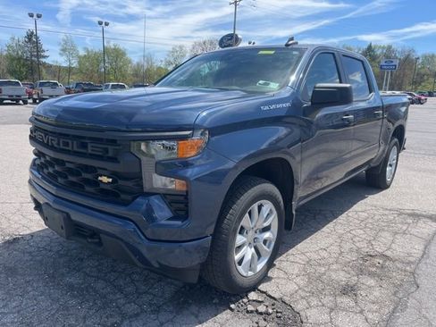 Used 2022 Chevrolet Silverado 1500 Custom AWD/4WD image 10