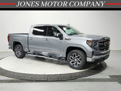 New 2026 GMC Sierra 1500 SLT image 1