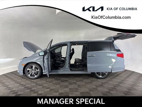 Used 2023 Honda Odyssey Elite image 17