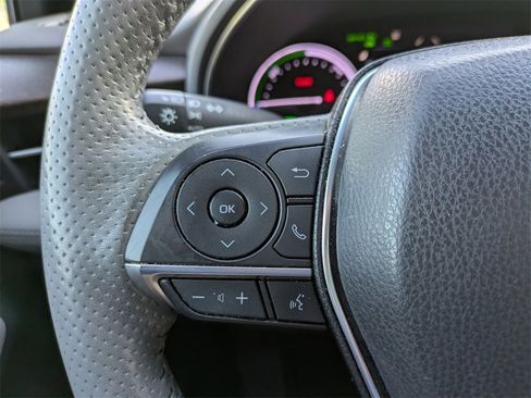 Used 2019 Toyota Avalon Limited image 24