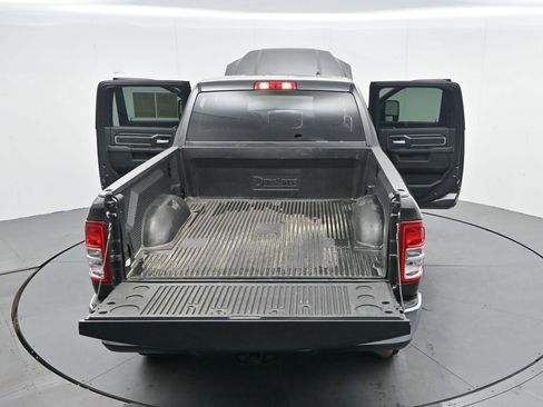 Used 2024 RAM 2500 Big Horn AWD/4WD image 40