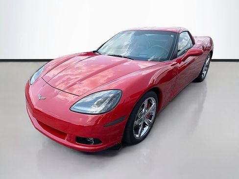 Used 2008 Chevrolet Corvette Coupe w/ Preferred Equipment Group RWD image 5