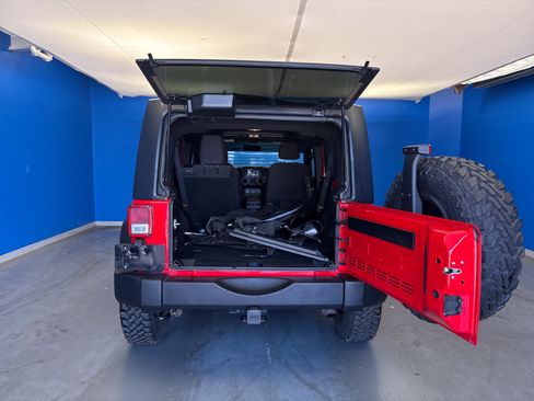Used 2017 Jeep Wrangler Unlimited Sport w/ Quick Order Package 24S AWD/4WD image 24