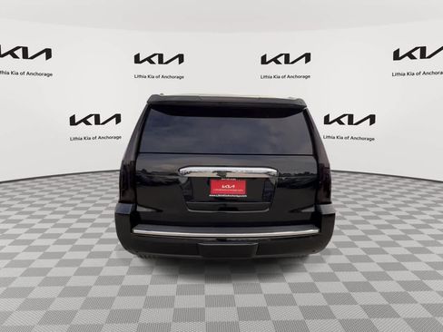 Used 2015 GMC Yukon Denali AWD/4WD image 7