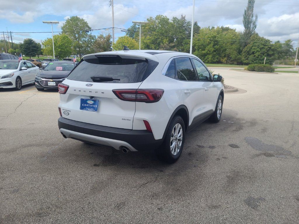 Used 2023 Ford Escape Active w/ Tech Pack #2 AWD/4WD image 6