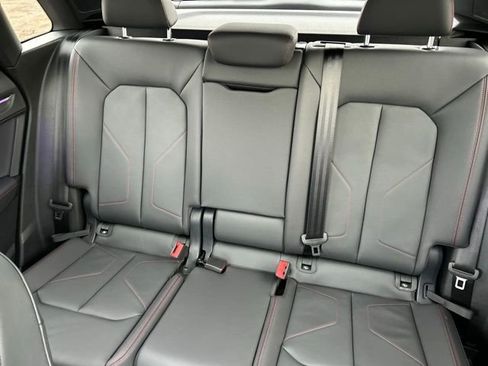 Used 2025 Audi Q3 2.0T Premium Plus image 16