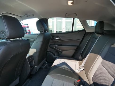 Used 2024 Chevrolet Trax LT w/ Driver Confidence Package FWD image 8