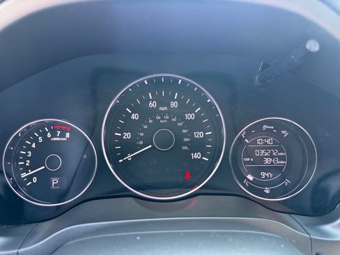 Used 2019 Honda HR-V Sport image 15