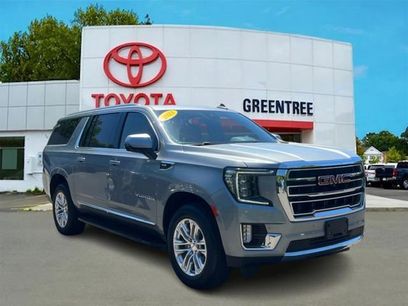 Used 2023 GMC Yukon XL SLT w/ SLT Premium Package