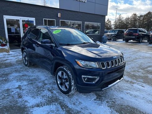 Certified 2019 Jeep Compass Limited image 1