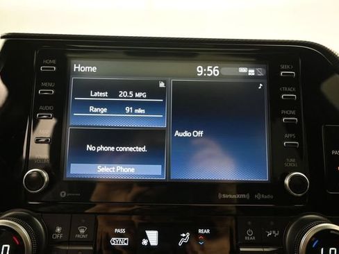 Used 2021 Toyota Highlander XSE FWD image 13