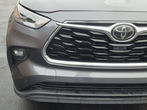 Used 2020 Toyota Highlander Limited image 36