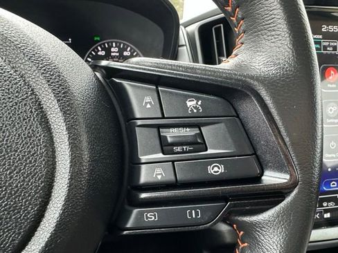 Used 2024 Subaru Crosstrek 2.5i Limited w/ Crosstrek Mirror Package image 17