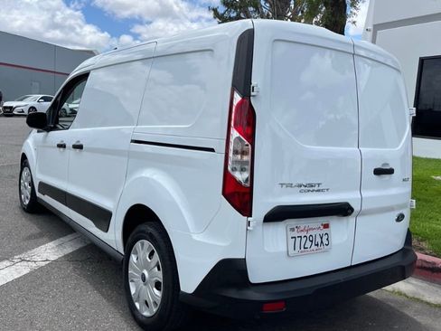 Used 2023 Ford Transit Connect XLT FWD image 5