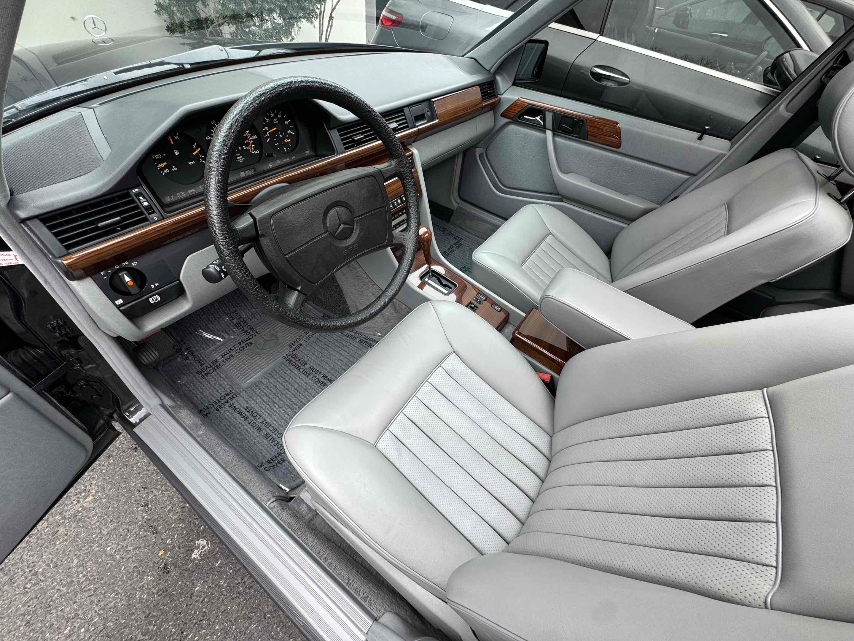 Used 1987 Mercedes-Benz 300 D Turbo image 45