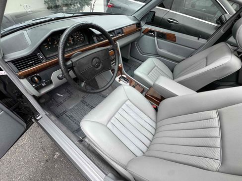 Used 1987 Mercedes-Benz 300 D Turbo image 45