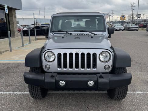 Used 2017 Jeep Wrangler Unlimited Sport image 3
