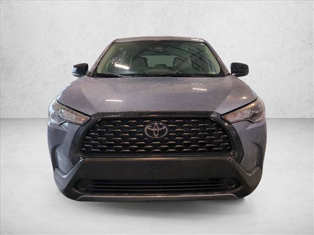 Used 2024 Toyota Corolla Cross L FWD image 2