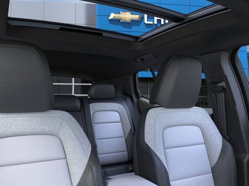 New 2026 Chevrolet Equinox EV LT FWD image 24