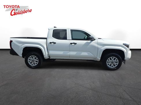 Used 2026 Toyota Tacoma SR RWD image 4