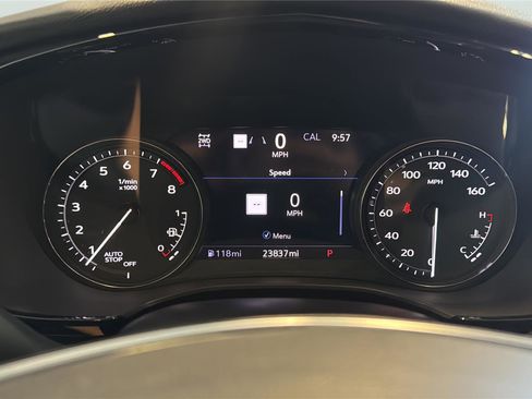 Used 2023 Cadillac XT5 Premium Luxury w/ Technology Package AWD/4WD image 15