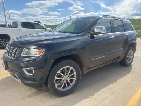 Used 2014 Jeep Grand Cherokee Limited AWD/4WD image 4