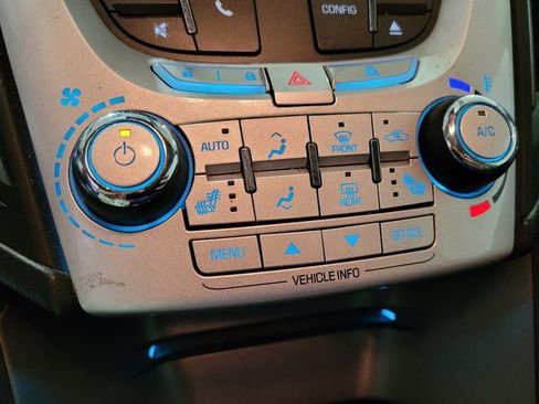 Used 2014 Chevrolet Equinox LT image 31