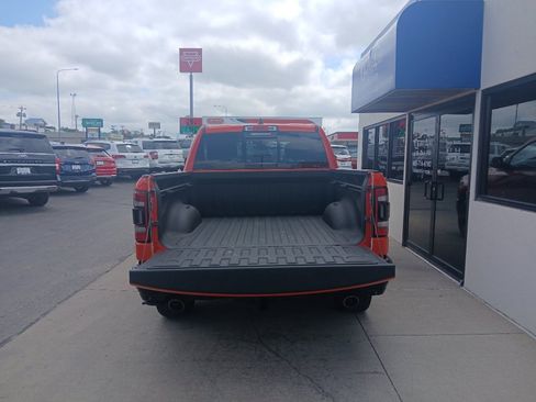 Used 2021 RAM 1500 Big Horn w/ Built-to-serve Edition AWD/4WD image 6