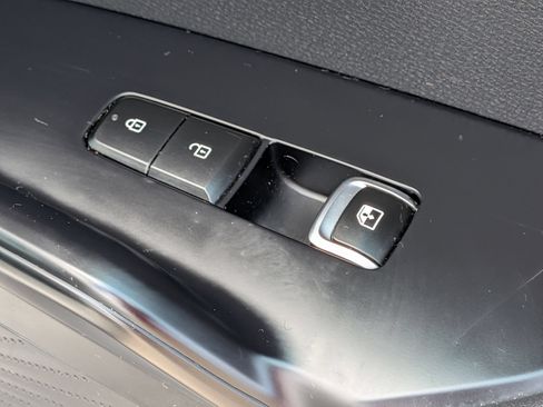 Used 2021 Kia K5 GT-Line AWD/4WD image 34