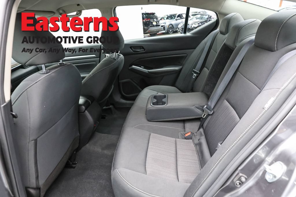 Used 2023 Nissan Altima 2.5 SV AWD/4WD image 22