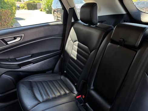 Used 2024 Ford Edge SEL AWD/4WD image 39