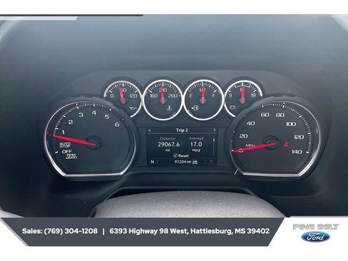 Used 2021 Chevrolet Tahoe Z71 w/ Z71 Signature Package AWD/4WD image 14