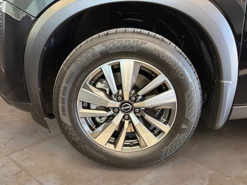 New 2026 Nissan Pathfinder SL w/ Cargo Package FWD image 13