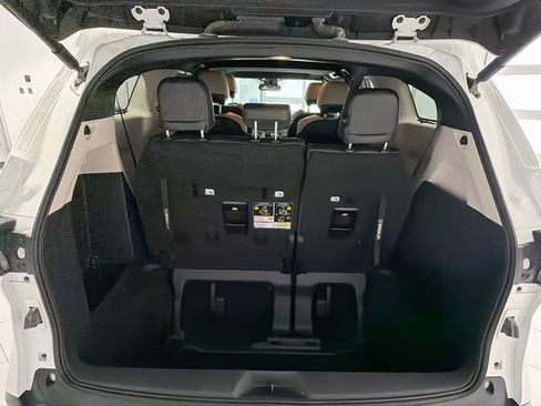 Used 2025 Toyota Sienna Limited AWD/4WD image 21