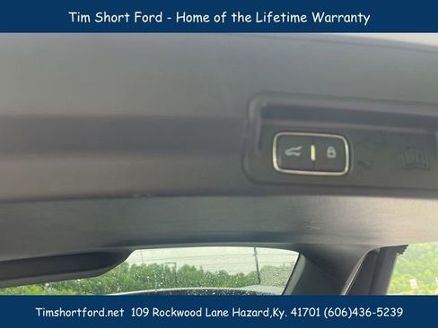 Used 2022 Ford Explorer XLT AWD/4WD image 15
