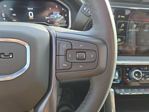 Used 2024 GMC Sierra 2500 Denali Ultimate image 19