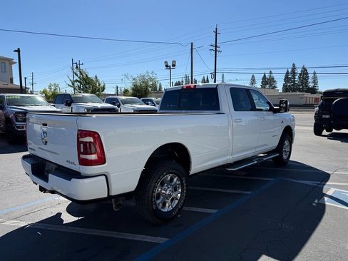 Used 2024 RAM 2500 Laramie AWD/4WD image 4