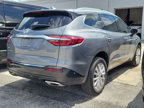 Used 2021 Buick Enclave Essence w/ Sound and Sites Package FWD image 6