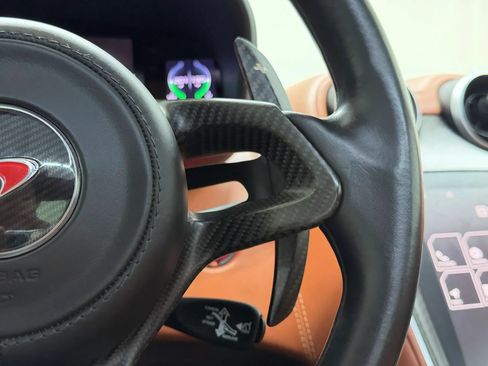 Used 2017 McLaren 570S RWD image 64