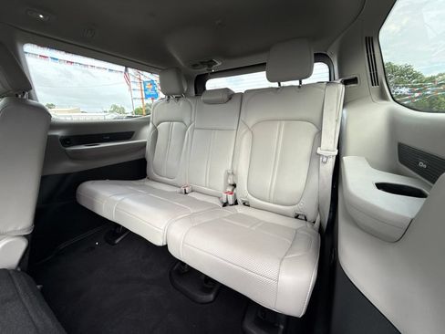 Used 2024 Jeep Wagoneer Series II w/ Flexible Seating Group RWD image 24