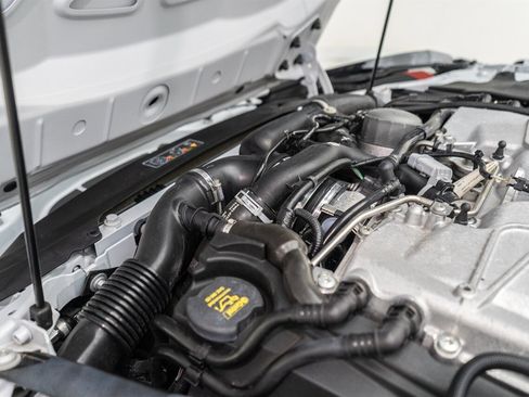 Used 2020 Jaguar F-TYPE SVR image 69