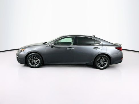 Used 2018 Lexus ES 350 w/ Navigation System Package FWD image 4