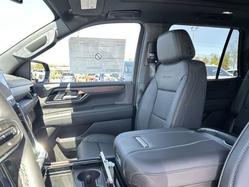 New 2026 GMC Yukon Denali AWD/4WD image 37