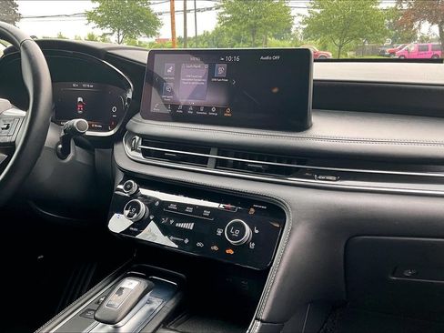 Used 2023 INFINITI QX60 Sensory w/ Cargo Package AWD/4WD image 31