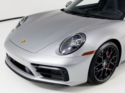 Used 2022 Porsche 911 Targa 4S image 58