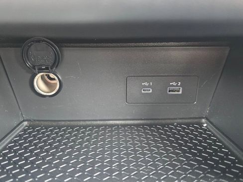 Used 2022 Nissan Pathfinder SL AWD/4WD image 27