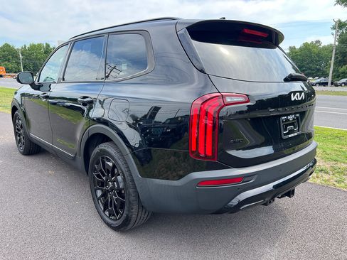 Used 2022 Kia Telluride EX w/ EX Premium Package AWD/4WD image 3