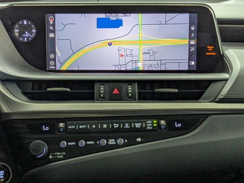 Used 2020 Lexus ES 350 w/ Premium Package FWD image 16